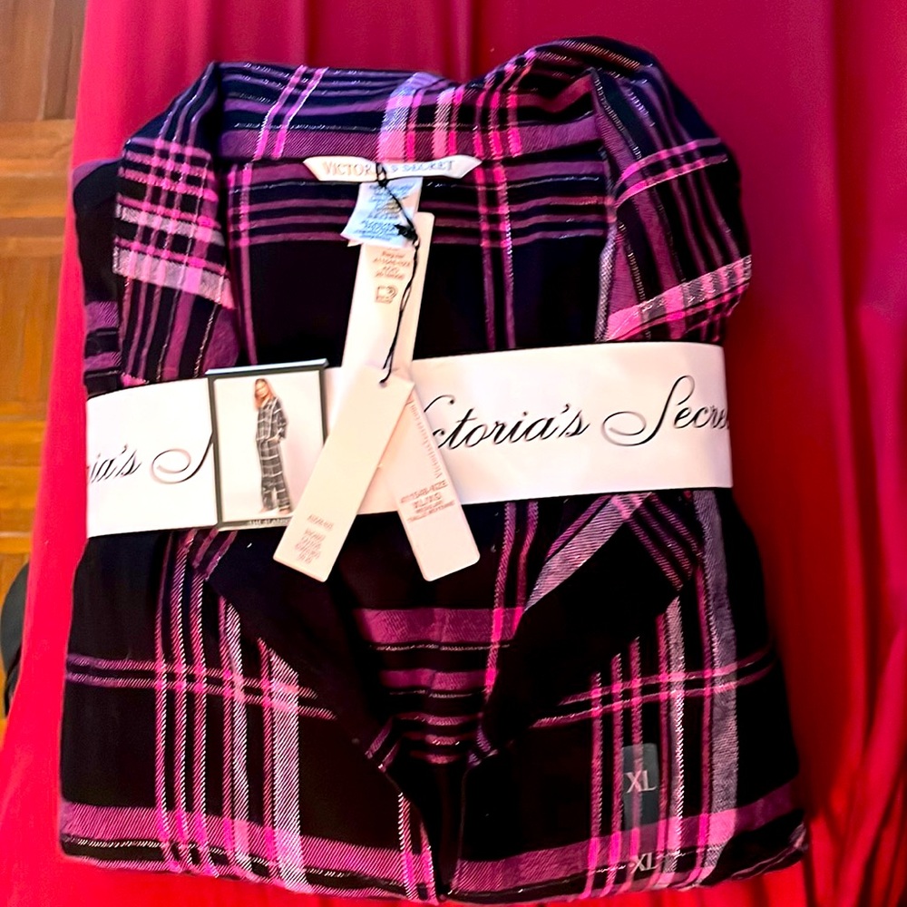 Victoria Secret Brand New Flannel Pajamas XL
